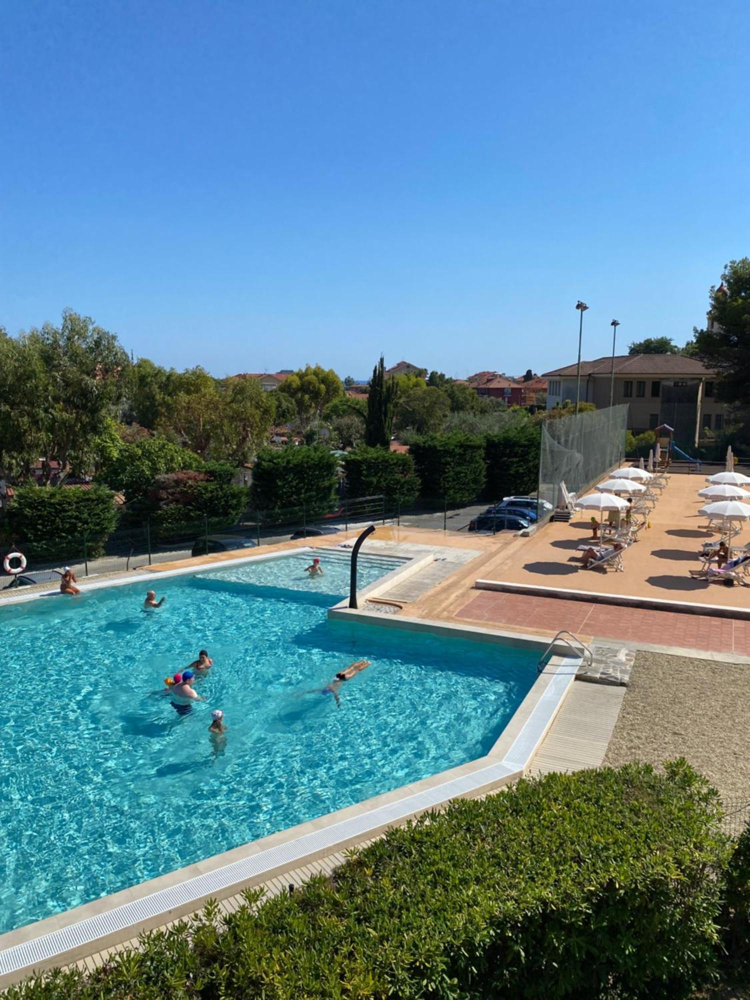 Il Borgo Della Rovere San Bartolomeo Al Mare Exterior foto