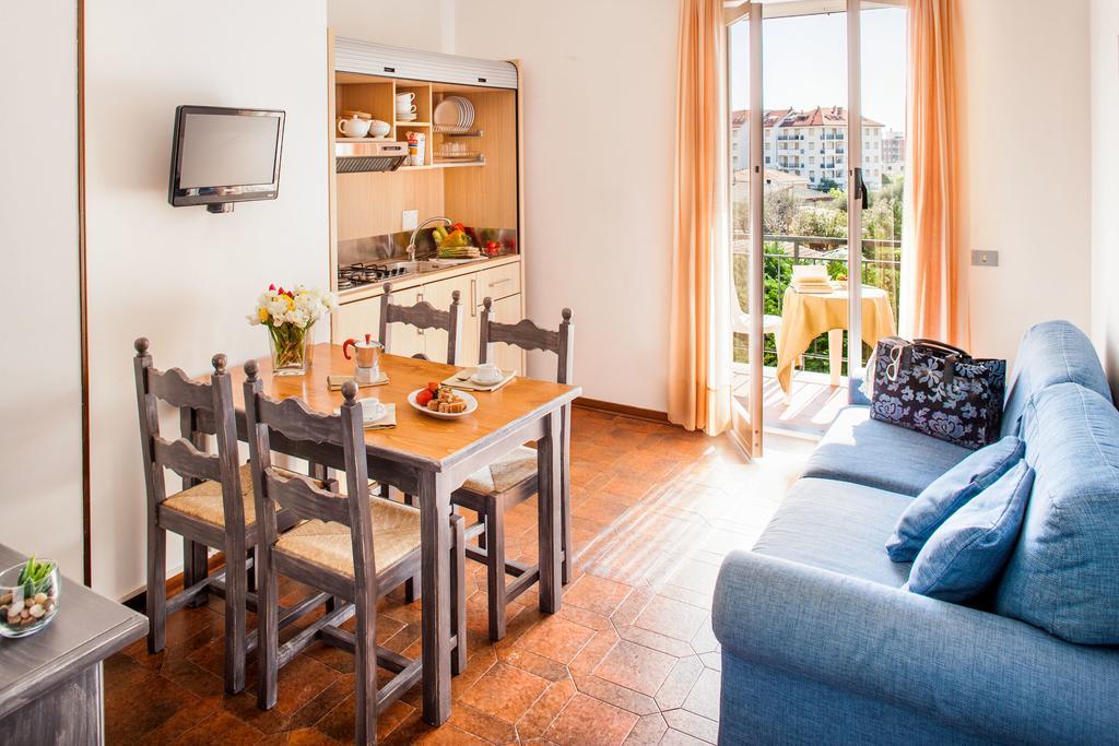 Il Borgo Della Rovere San Bartolomeo Al Mare Exterior foto