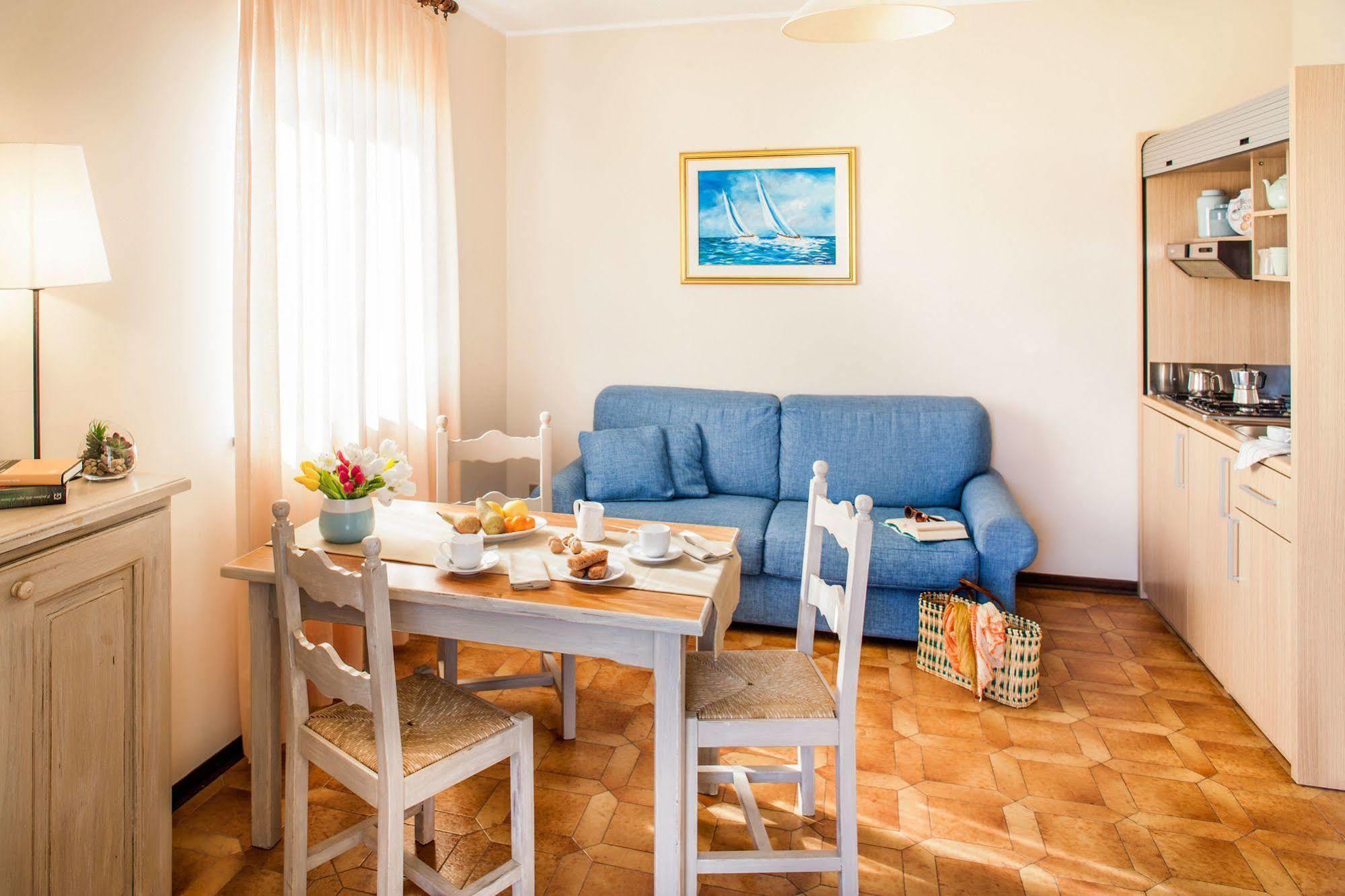 Il Borgo Della Rovere San Bartolomeo Al Mare Exterior foto
